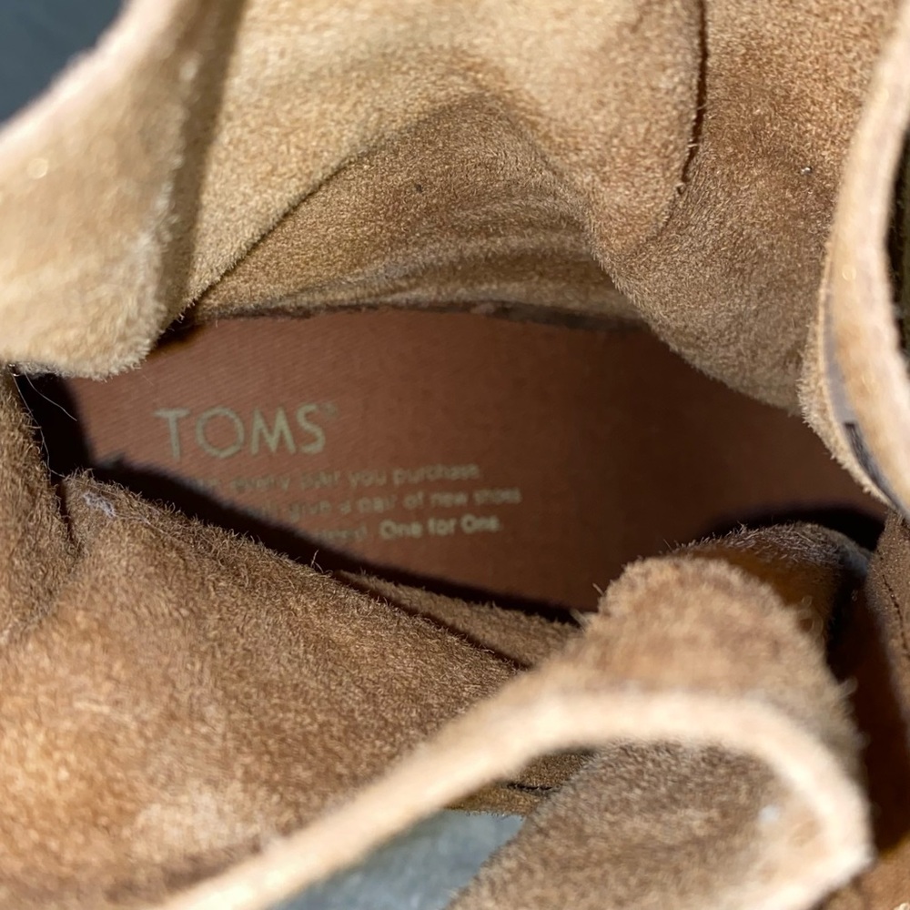 Toms Mila Toffee Suede Ankle Boots Size 7 Pull On Leather Lacing Detail - Picture 8 of 12